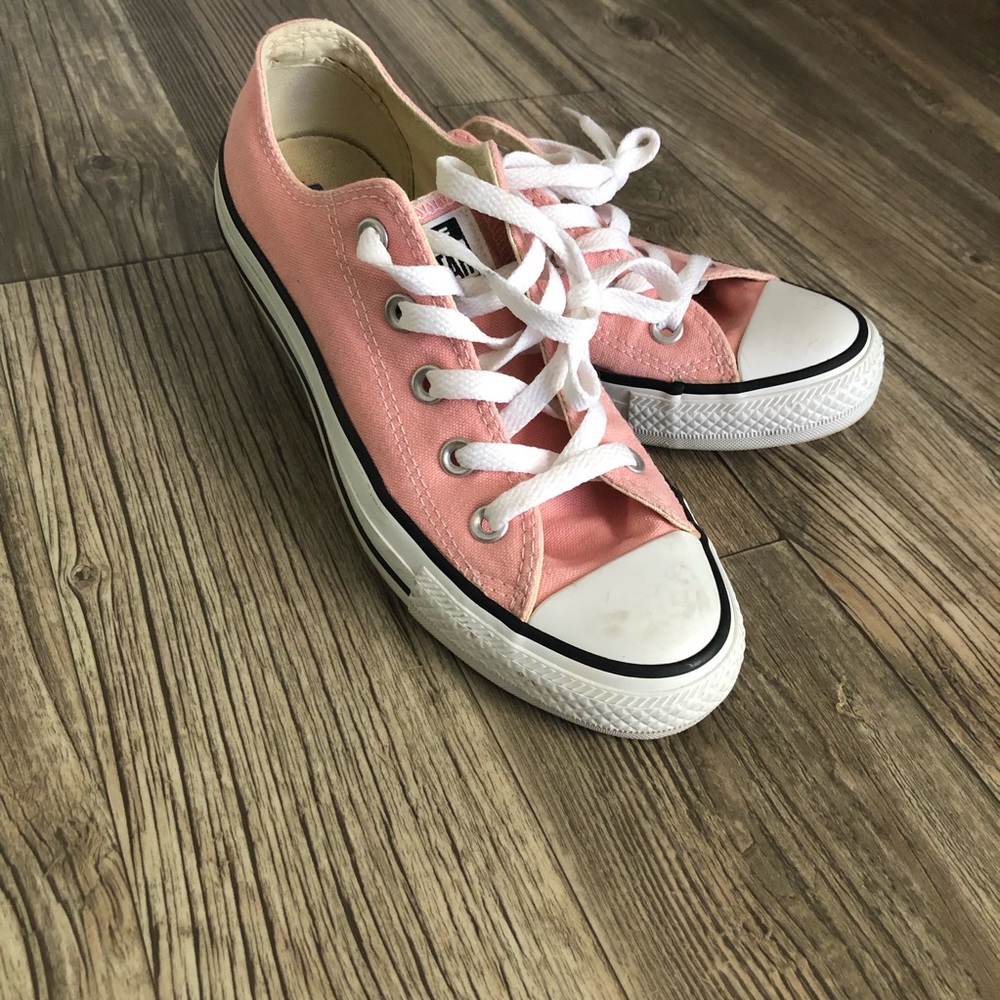 Converse shoe 👟